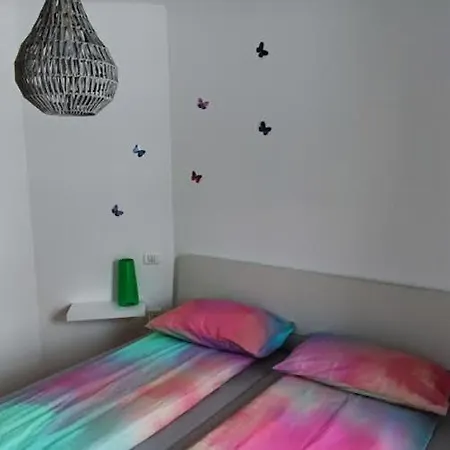 Apartma Petka בובק